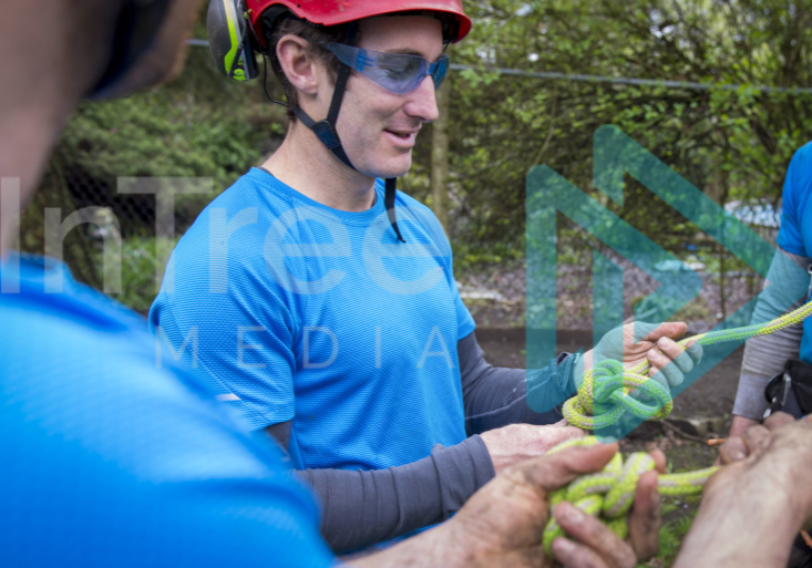 Arborist training how to tie an alpine butterlfy